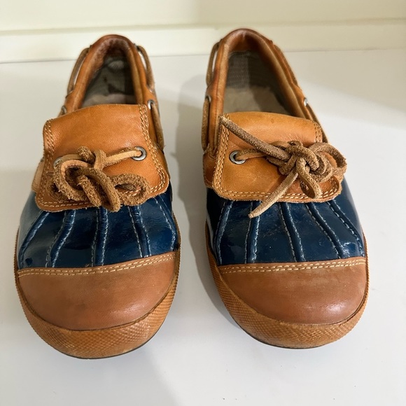 Womens Navy UGG Australia Ashdale Leather Slip On Duck Shoes - Picture 2 of 6